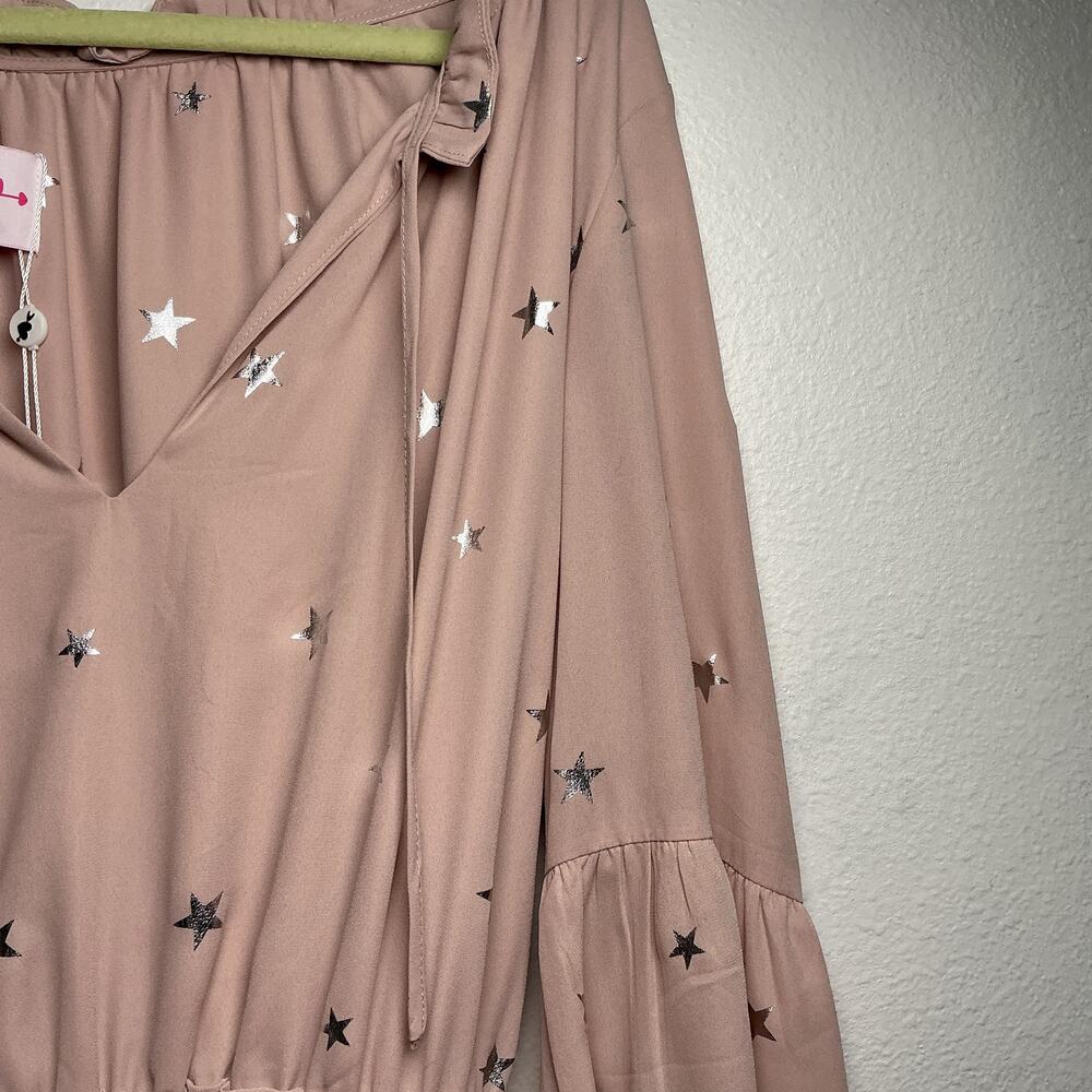 Buddy Love Pink Silver Metallic Star Bell Sleeve Dress Sz S NWT - Picture 5 of 11